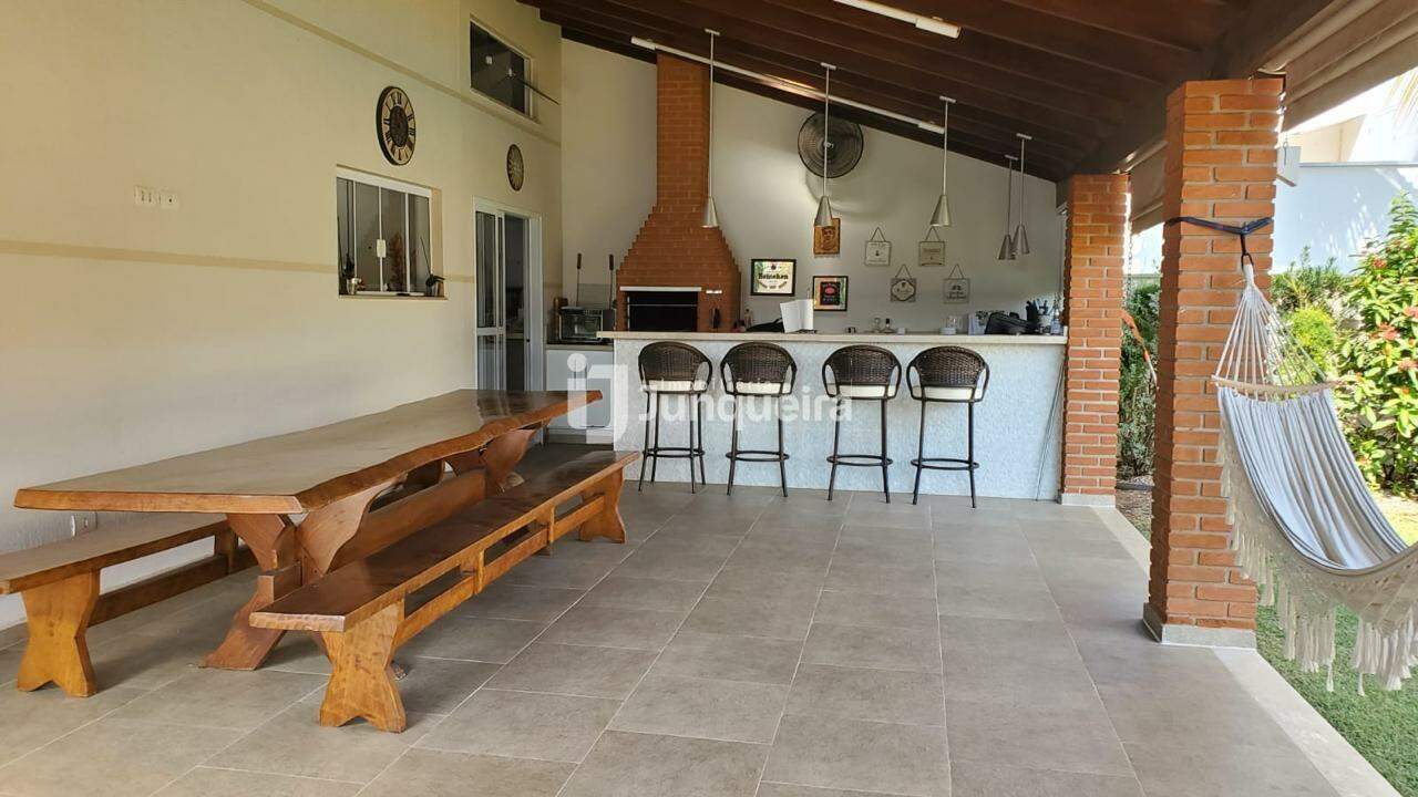 Casa em Condomínio à venda no Colinas do Piracicaba , 3 quartos, sendo 1 suíte, 3 vagas, no bairro Colinas do Piracicaba (Ártemis) em Piracicaba - SP