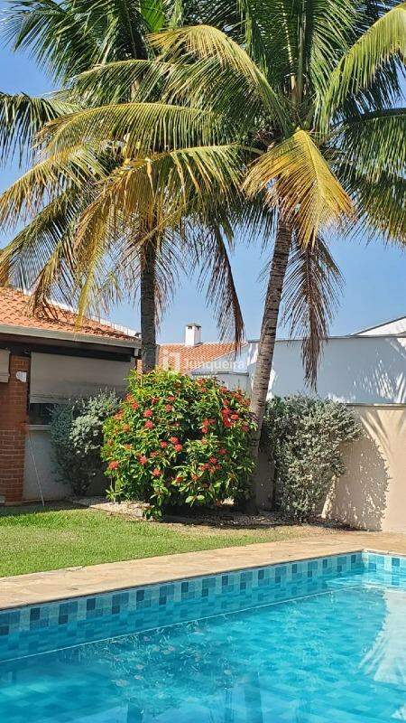 Casa em Condomínio à venda no Colinas do Piracicaba , 3 quartos, sendo 1 suíte, 3 vagas, no bairro Colinas do Piracicaba (Ártemis) em Piracicaba - SP