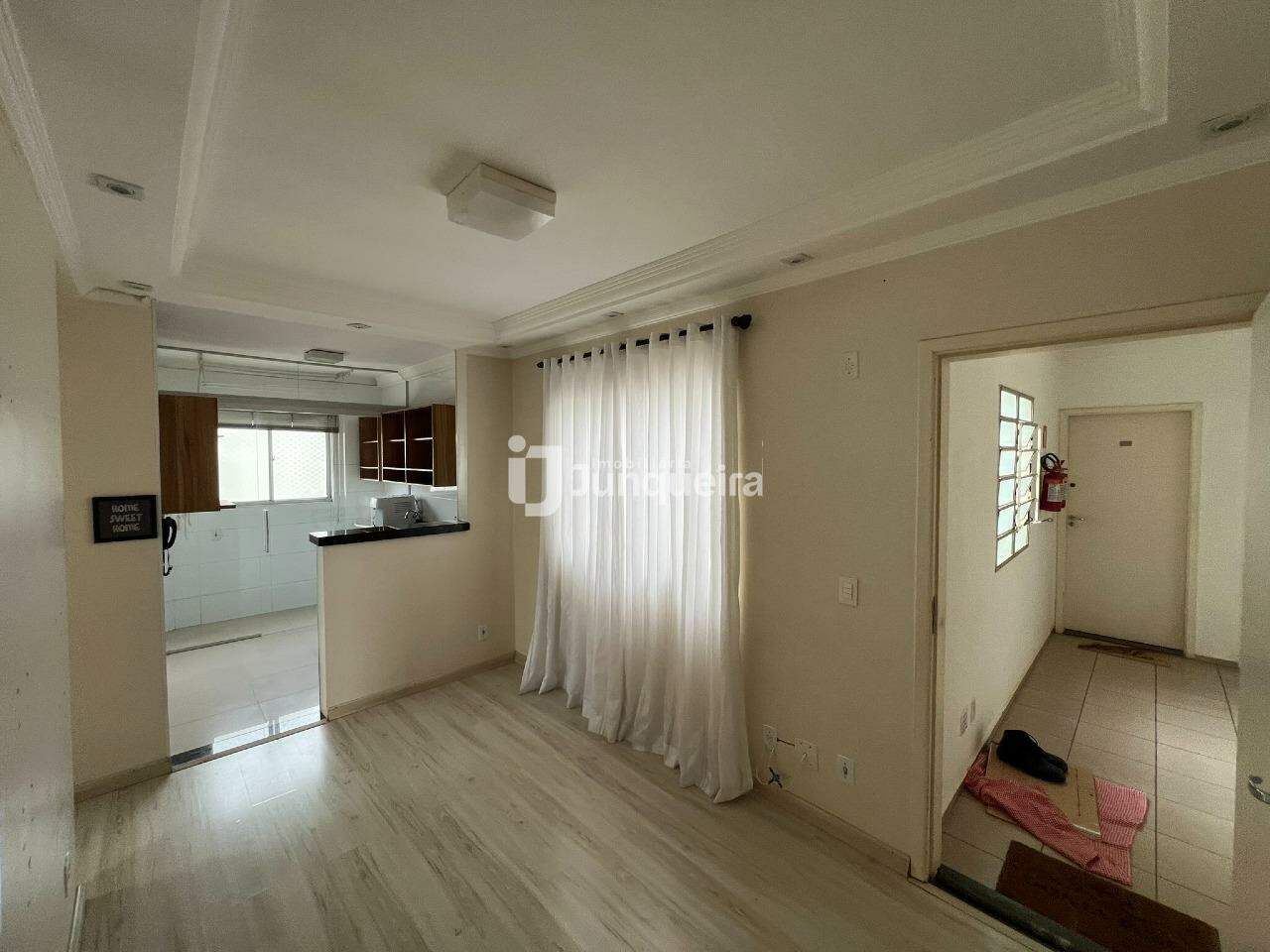 Apartamento para alugar no Piazza Republica, 2 quartos, 1 vaga, no bairro Dois Córregos em Piracicaba - SP