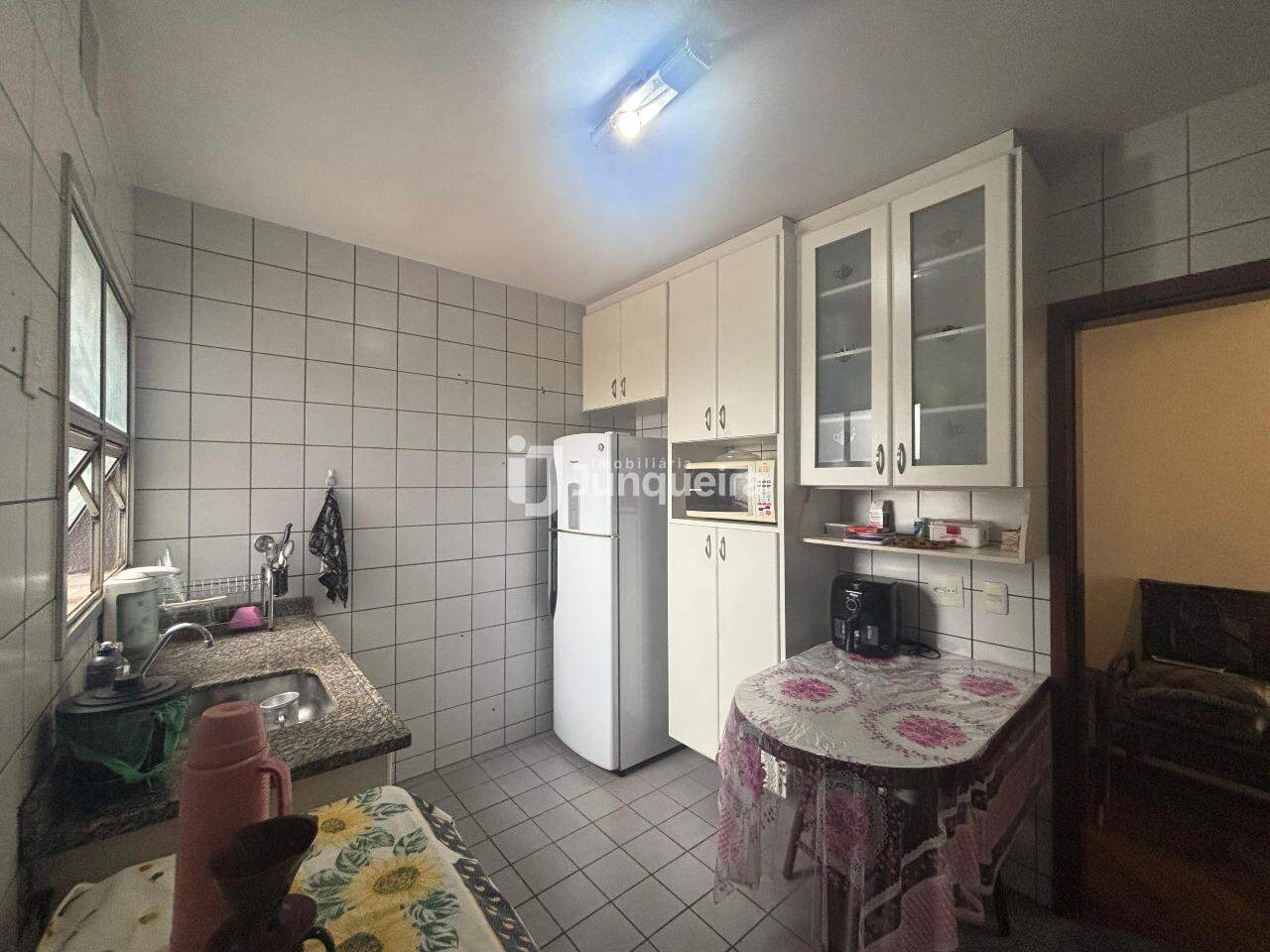 Apartamento à venda no Portal dos Frades , 3 quartos, sendo 1 suíte, 1 vaga, no bairro Centro em Piracicaba - SP