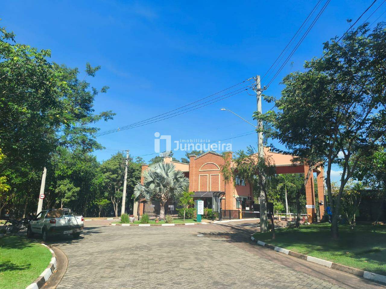 Terreno em Condomínio à venda no Quinta do Engenho, no bairro Residencial Quinta do Engenho em Rio das Pedras - SP