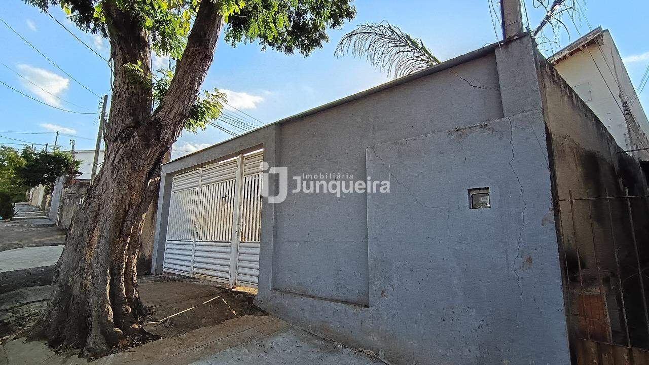 Casa à venda, 2 quartos, 4 vagas, no bairro Paulicéia em Piracicaba - SP