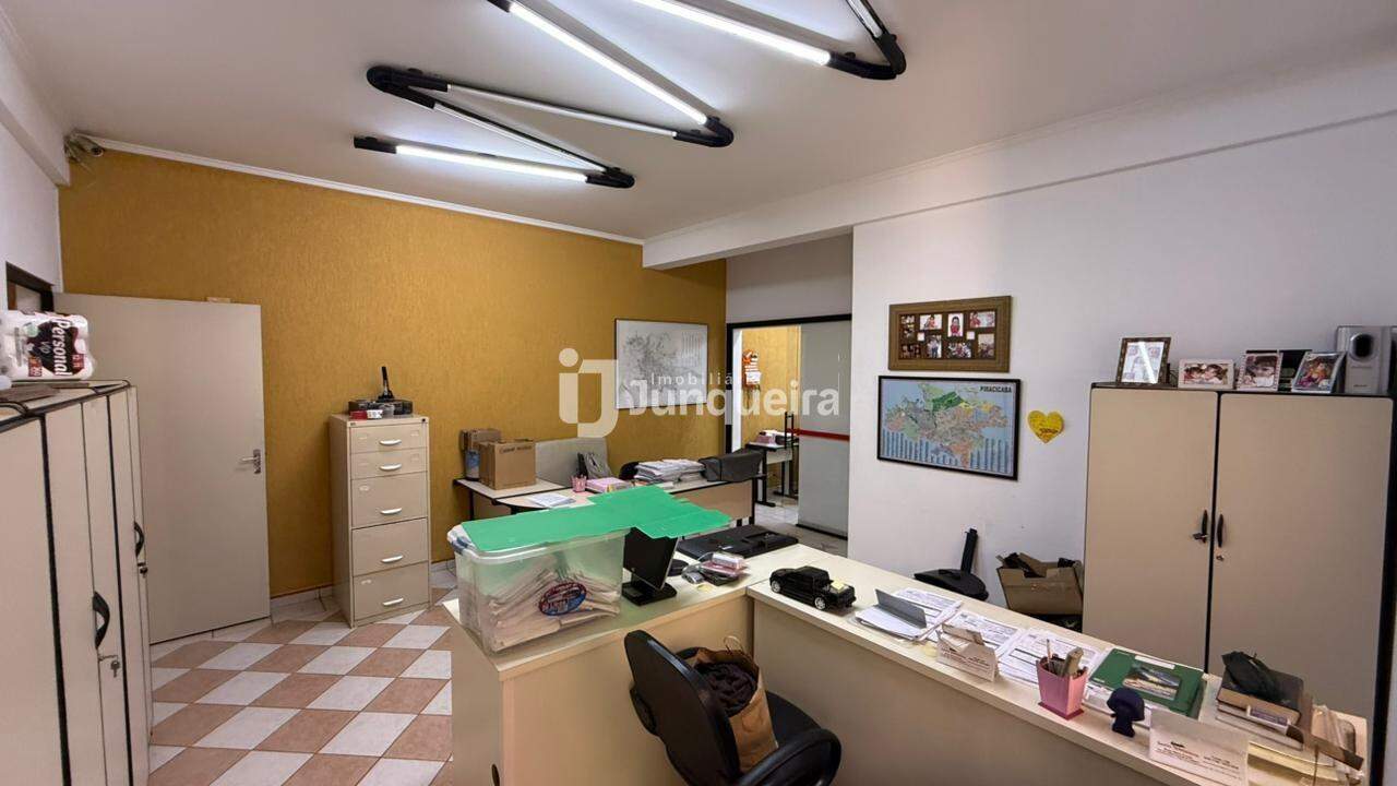 Sala Comercial para alugar, no bairro Santa Terezinha em Piracicaba - SP
