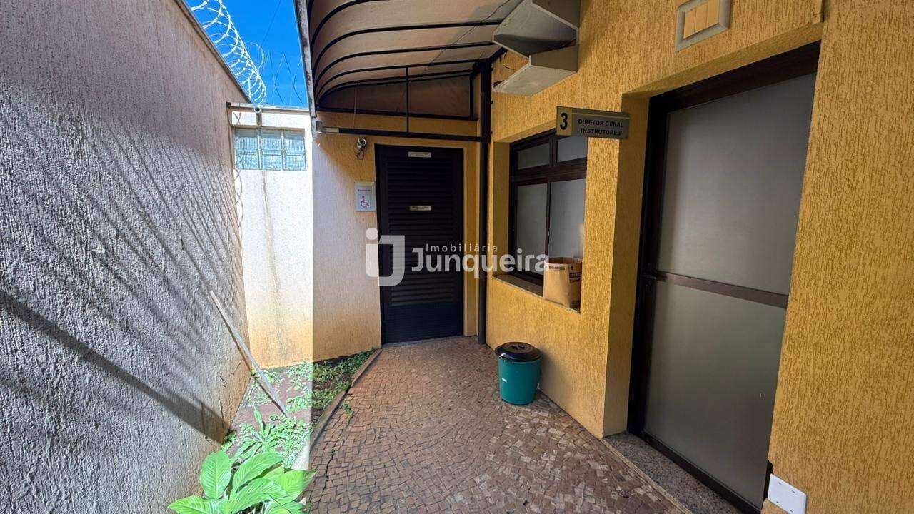 Sala Comercial para alugar, no bairro Santa Terezinha em Piracicaba - SP