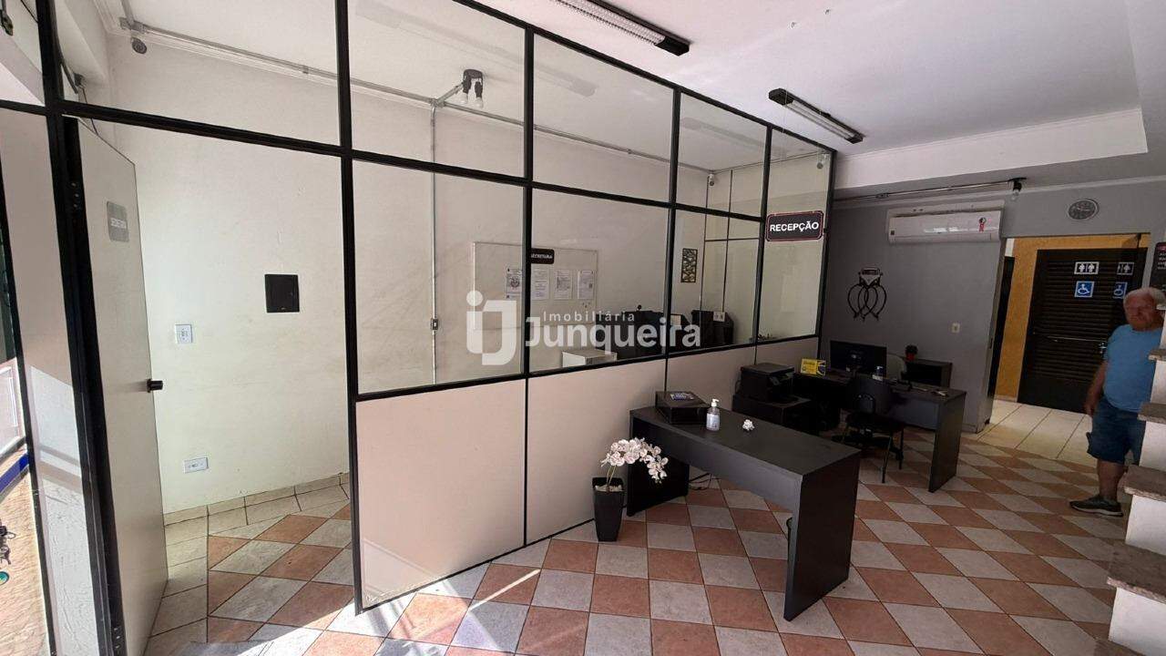 Sala Comercial para alugar, no bairro Santa Terezinha em Piracicaba - SP