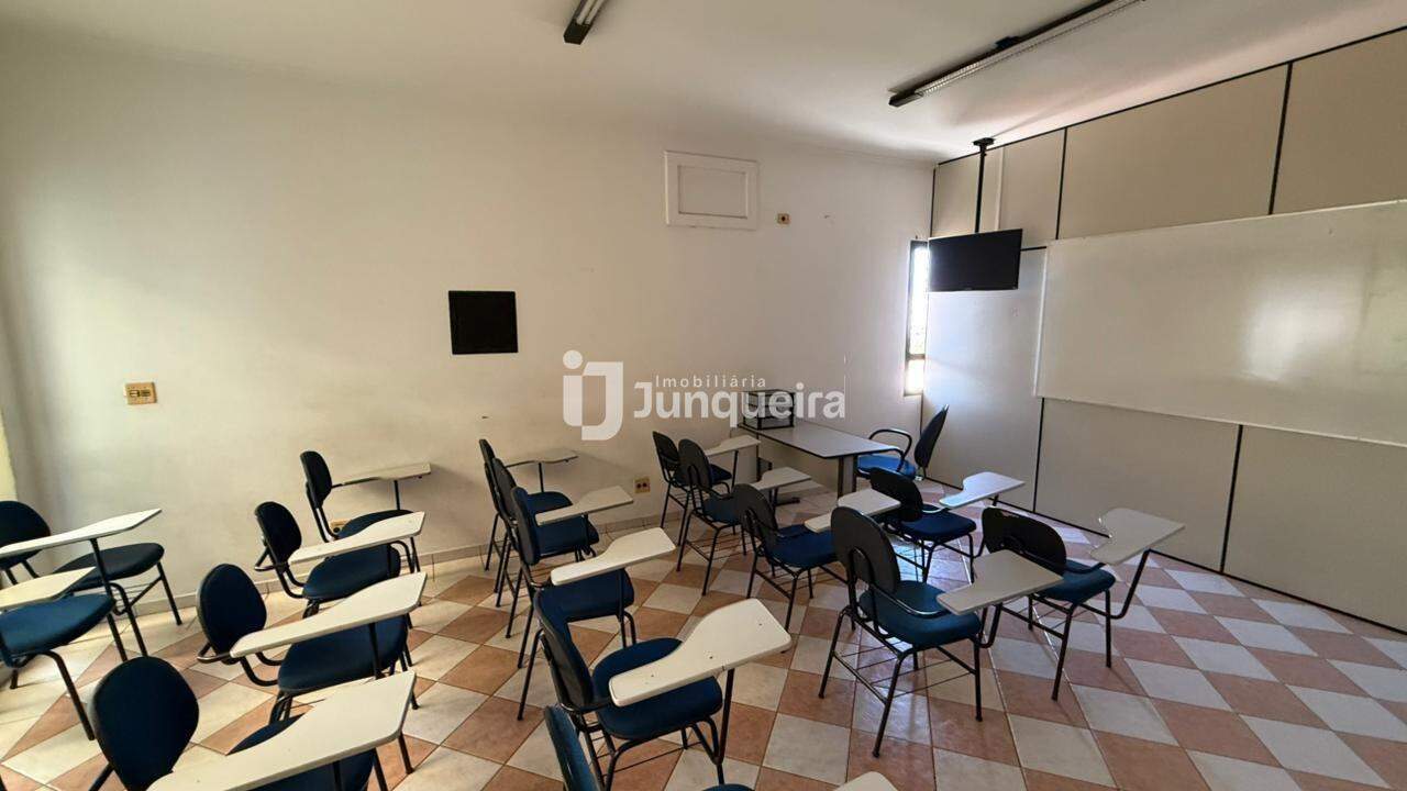 Sala Comercial para alugar, no bairro Santa Terezinha em Piracicaba - SP