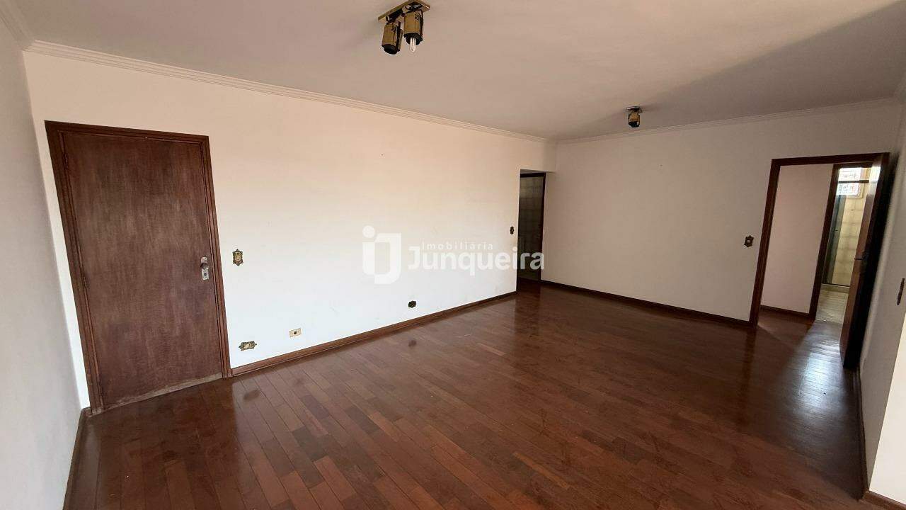 Apartamento para alugar no Cisne Branco, 3 quartos, 2 vagas, no bairro Higienópolis em Piracicaba - SP