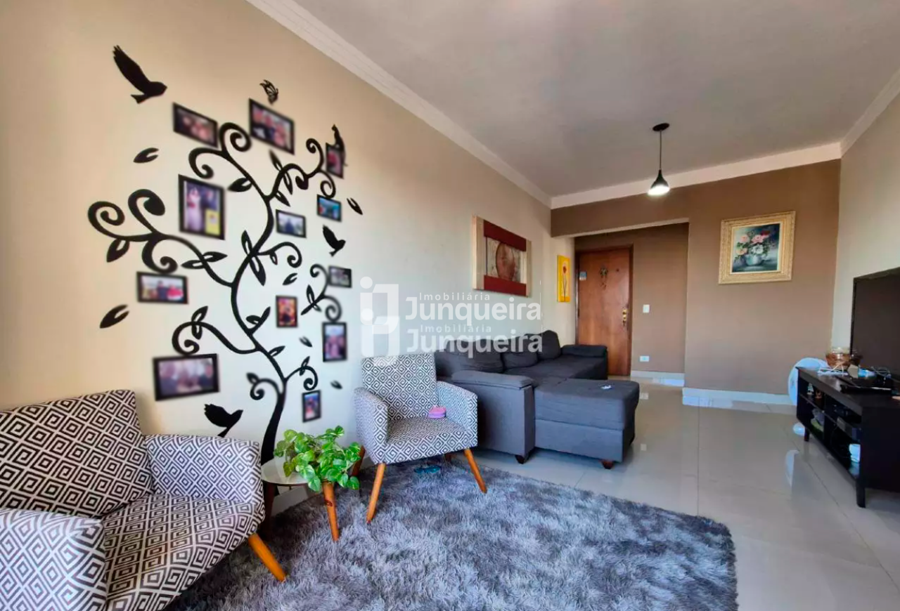Apartamento à venda no Edifício Jipóia, 2 quartos, 1 vaga, no bairro Vila Monteiro em Piracicaba - SP