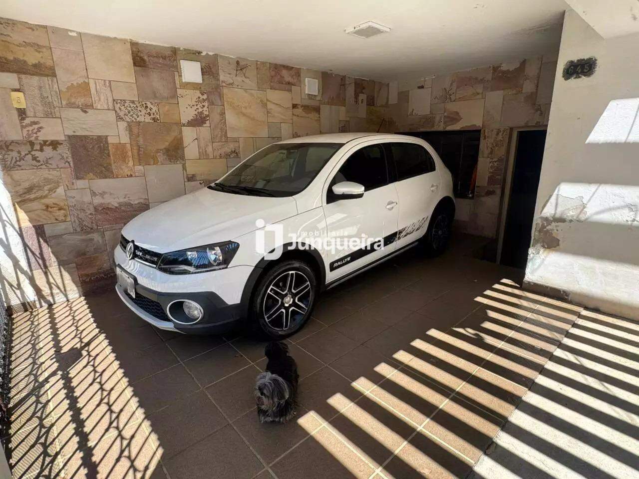 Casa à venda, 2 quartos, 2 vagas, no bairro Vila Rezende em Piracicaba - SP