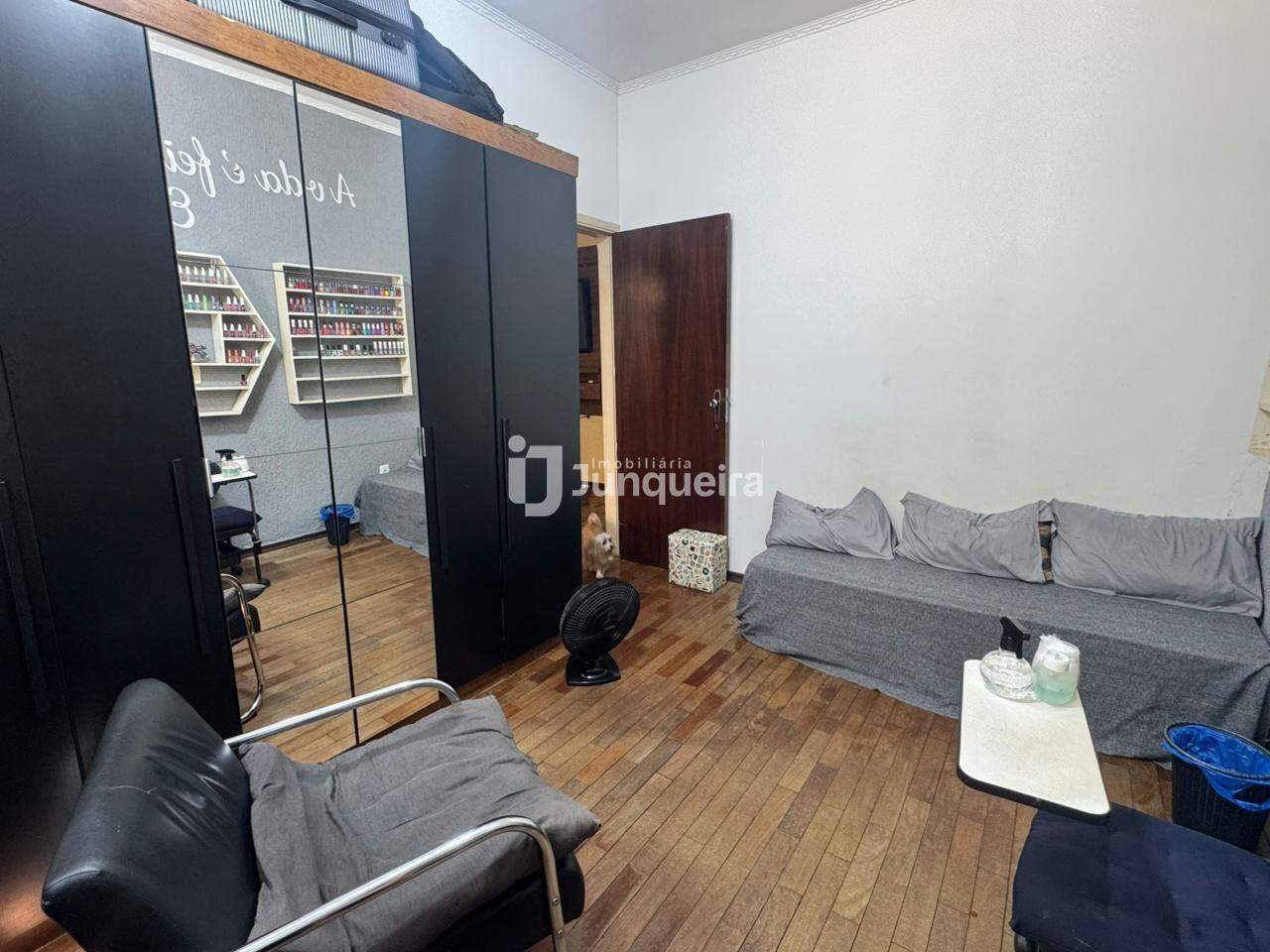 Casa à venda, 2 quartos, 2 vagas, no bairro Vila Rezende em Piracicaba - SP