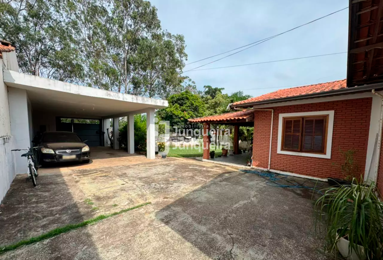 Casa em Condomínio à venda no Colinas do Piracicaba , 3 quartos, sendo 2 suítes, 4 vagas, no bairro Colinas do Piracicaba (Ártemis) em Piracicaba - SP