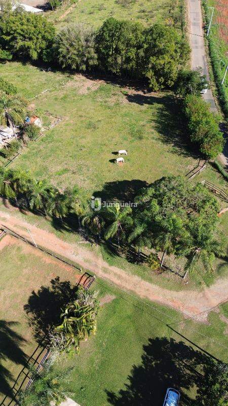 Chácara à venda, 4 quartos, sendo 2 suítes, no bairro Santa Terezinha em Piracicaba - SP