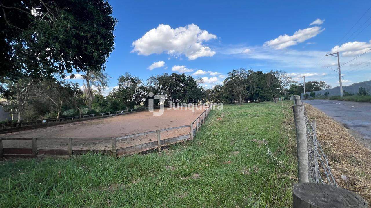 Chácara à venda, no bairro Santa Terezinha em Piracicaba - SP