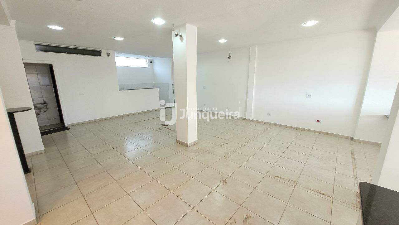 Salão para alugar, no bairro Paulicéia em Piracicaba - SP