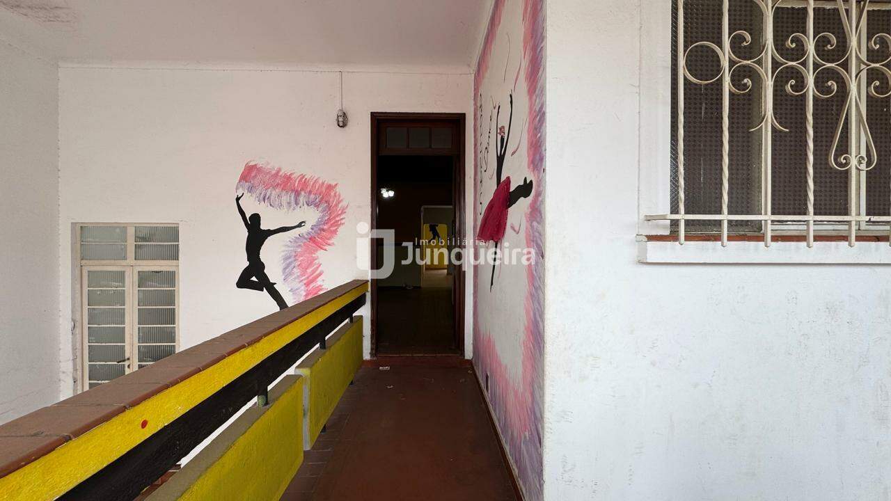 Casa Comercial à venda, 2 quartos, 1 vaga, no bairro Cidade Alta em Piracicaba - SP
