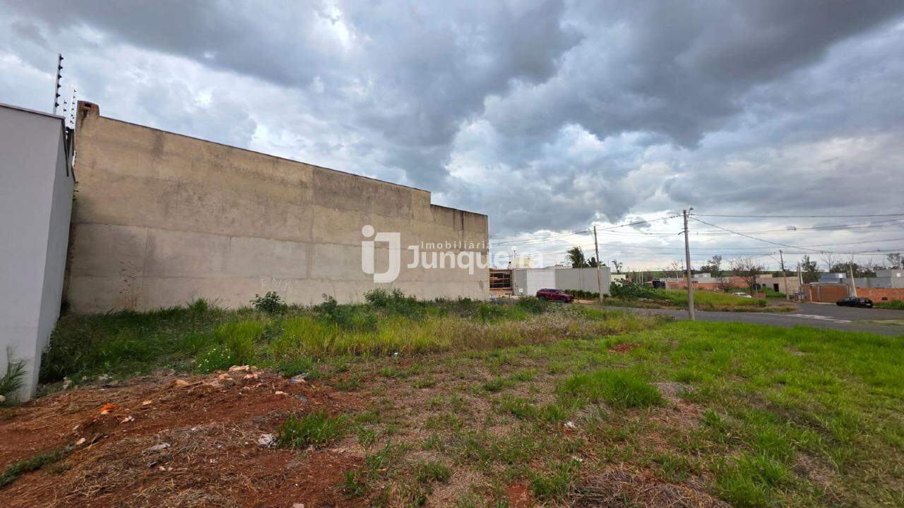 Terreno à venda, no bairro Taquaral em Piracicaba - SP