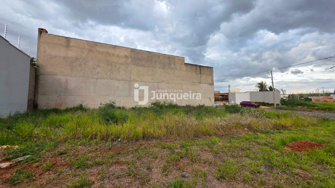 Terreno à venda, no bairro Taquaral em Piracicaba - SP