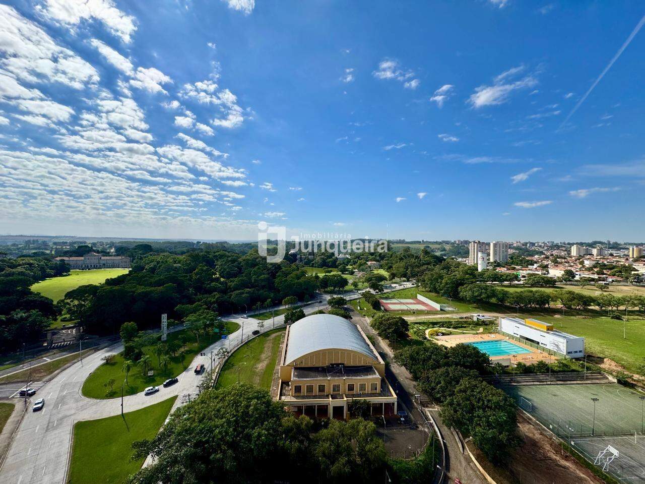 Apartamento à venda no Edifício Gran Bellagio, 3 quartos, sendo 3 suítes, 3 vagas, no bairro São Judas em Piracicaba - SP