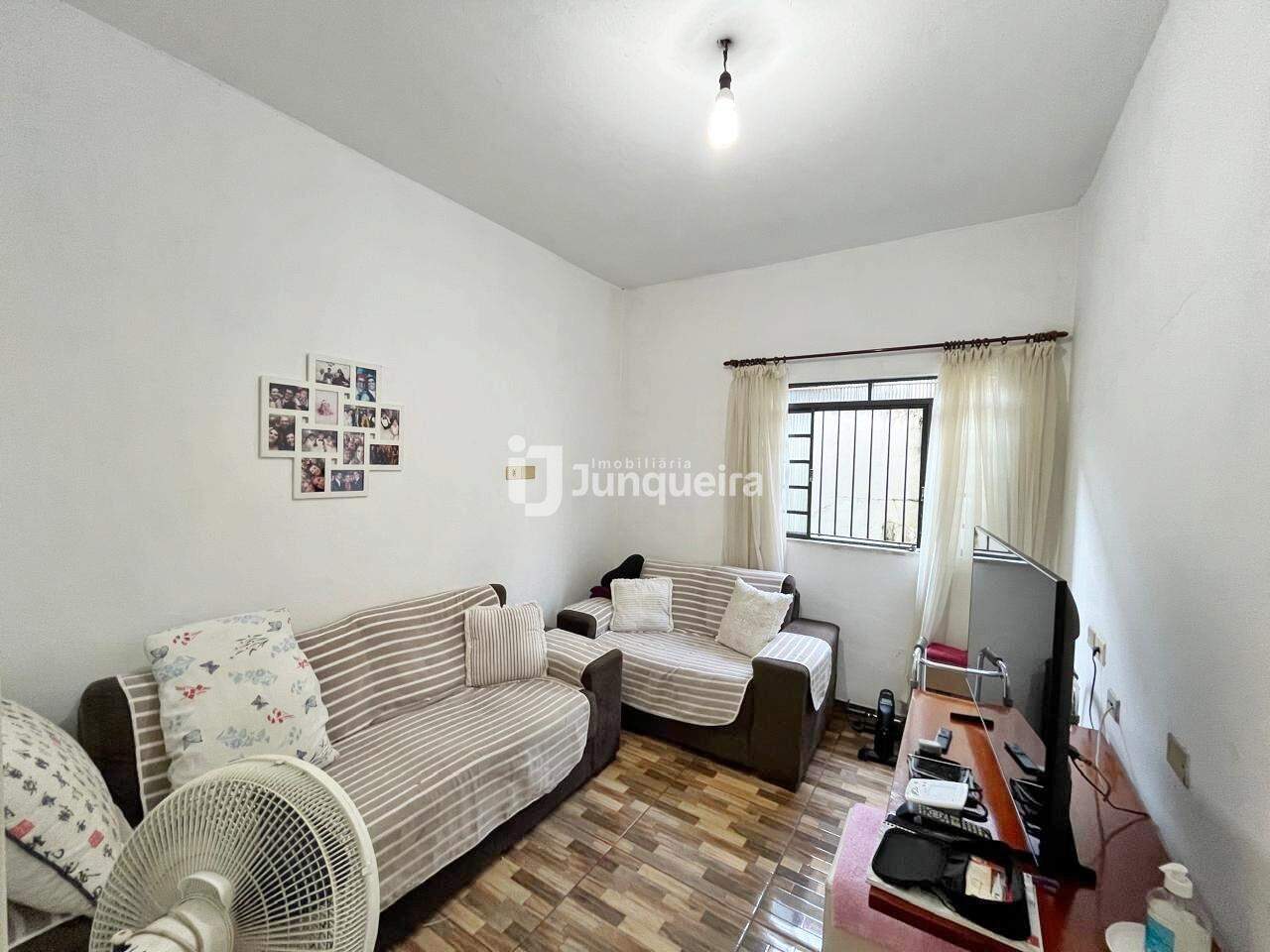 Casa à venda, 4 quartos, 2 vagas, no bairro Santa Terezinha em Piracicaba - SP