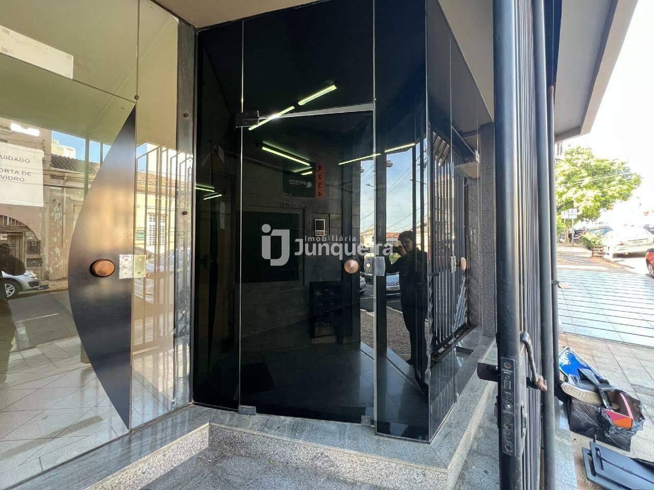 Sala Comercial para alugar, no bairro Centro em Piracicaba - SP