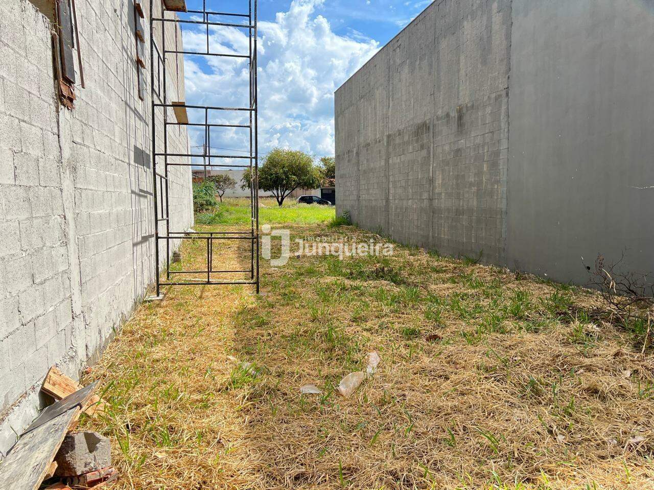 Terreno à venda, no bairro São Luis em Piracicaba - SP