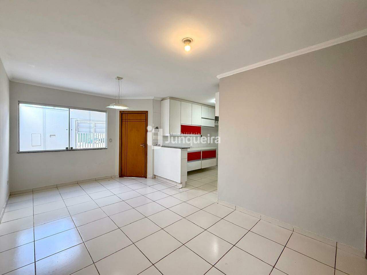 Casa à venda, 3 quartos, sendo 1 suíte, 2 vagas, no bairro Jardim Astúrias I em Piracicaba - SP