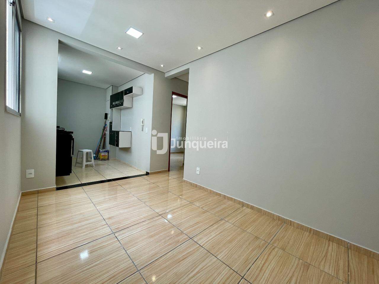 Apartamento à venda no Piazza Bellini, 2 quartos, 1 vaga, no bairro Pompéia em Piracicaba - SP