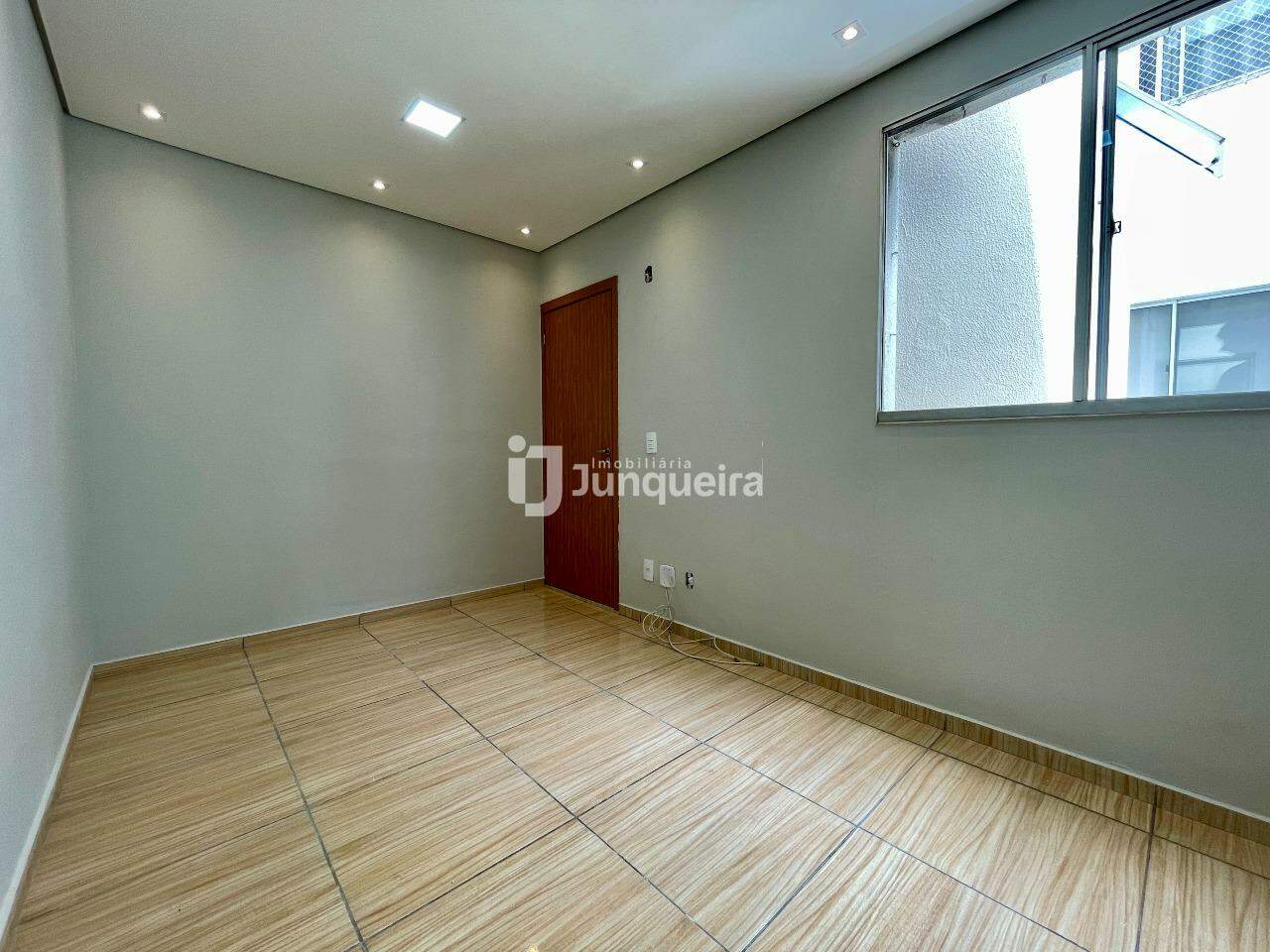 Apartamento à venda no Piazza Bellini, 2 quartos, 1 vaga, no bairro Pompéia em Piracicaba - SP