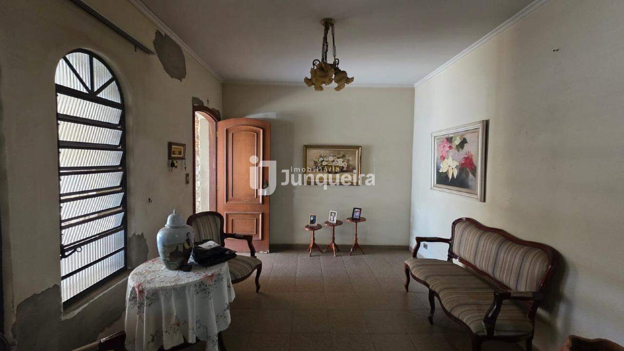 Casa à venda, 3 quartos, sendo 1 suíte, 3 vagas, no bairro Piracicamirim em Piracicaba - SP