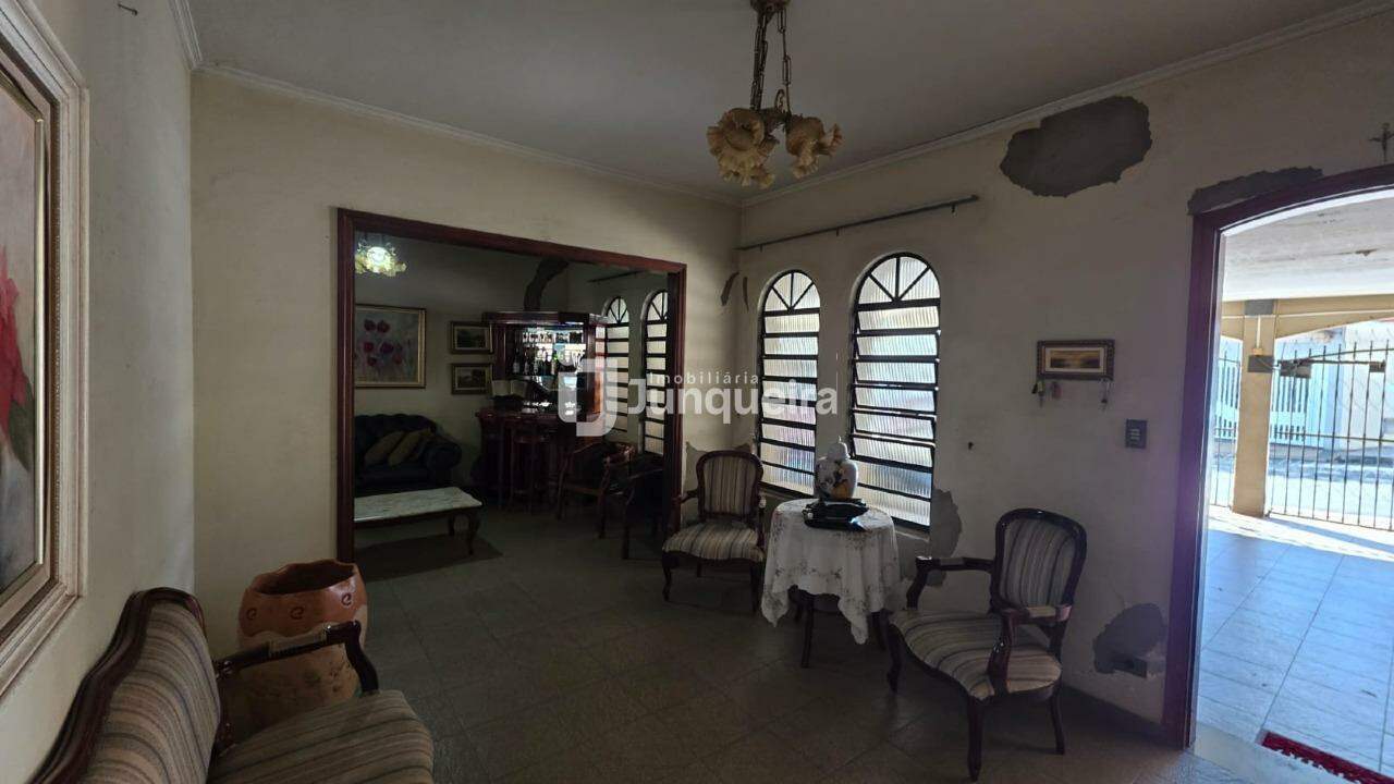 Casa à venda, 3 quartos, sendo 1 suíte, 3 vagas, no bairro Piracicamirim em Piracicaba - SP
