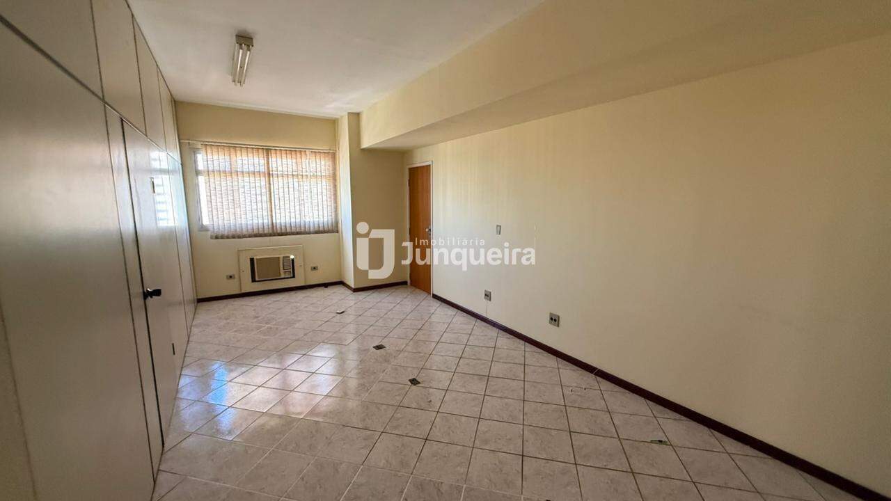 Sala Comercial para alugar, no bairro Centro em Piracicaba - SP