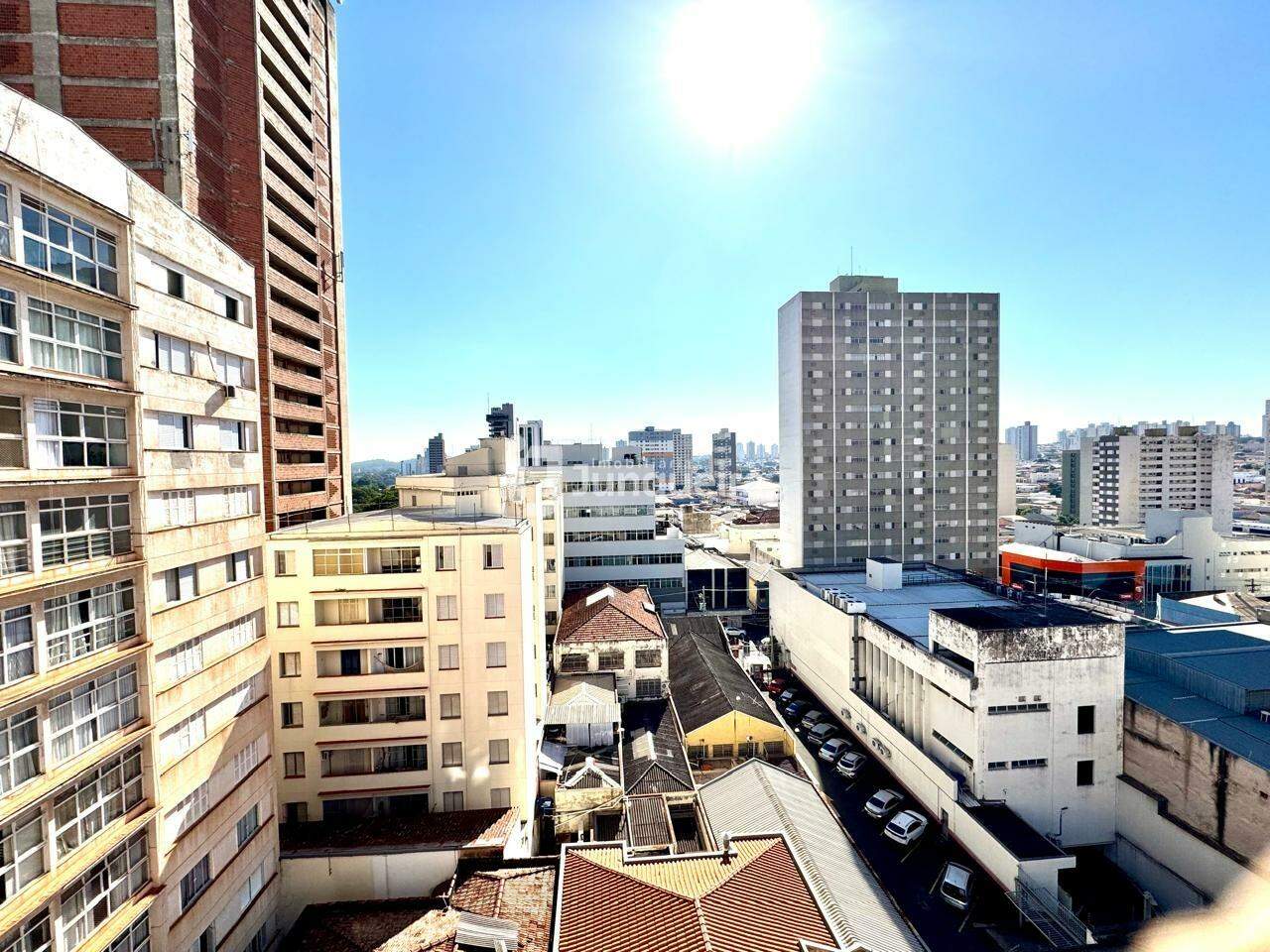 Apartamento à venda no Edifício Lúcia Cristina, 3 quartos, no bairro Centro em Piracicaba - SP