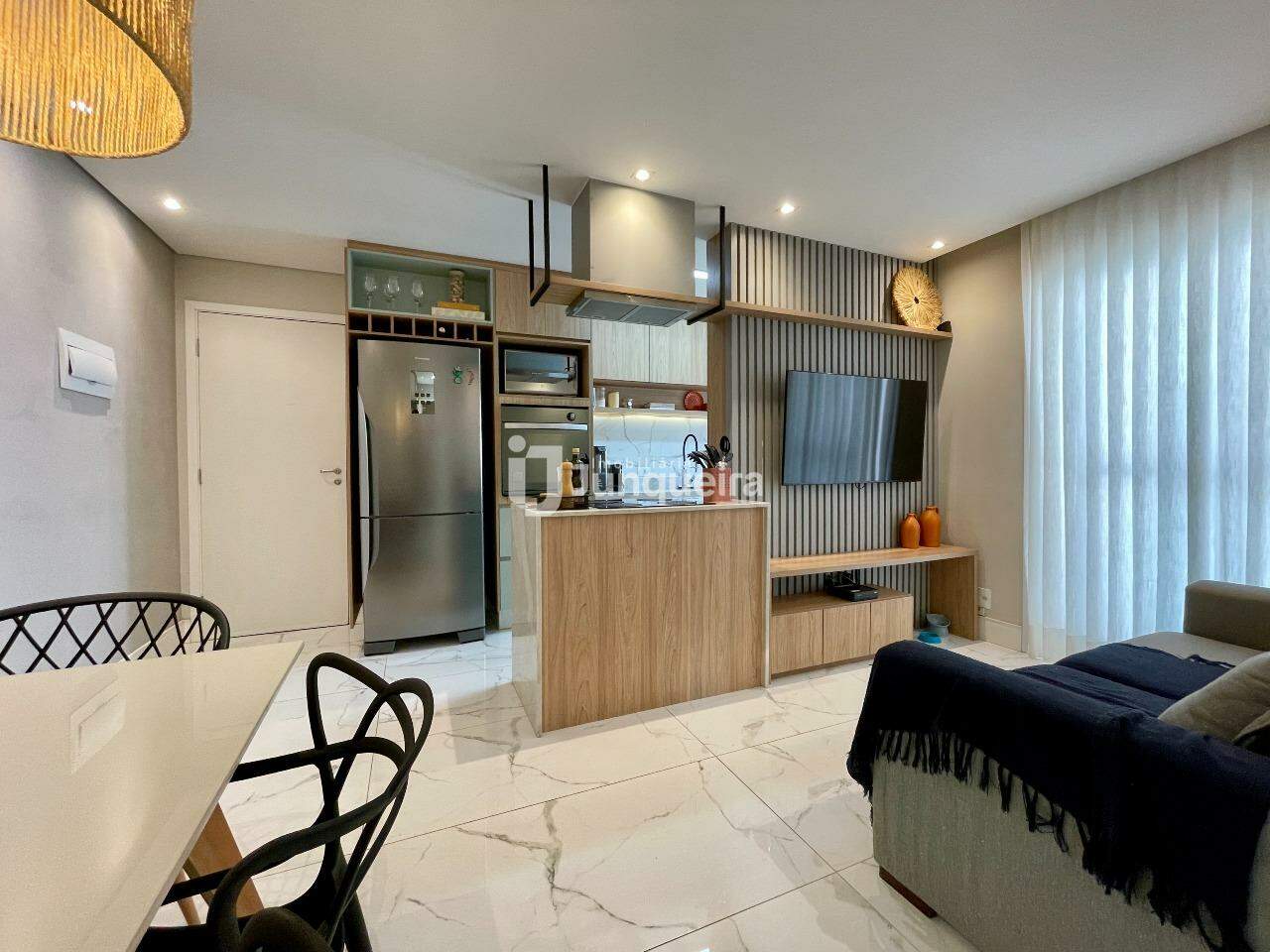 Apartamento à venda no Residencial Por do Sol, 2 quartos, 1 vaga, no bairro Morumbi em Piracicaba - SP