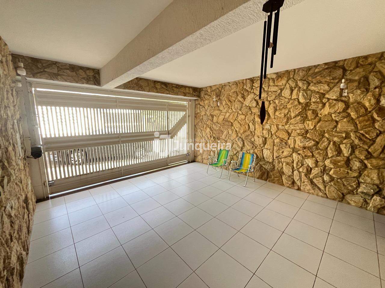 Casa à venda, 3 quartos, sendo 1 suíte, 2 vagas, no bairro Jardim Diamante em Piracicaba - SP