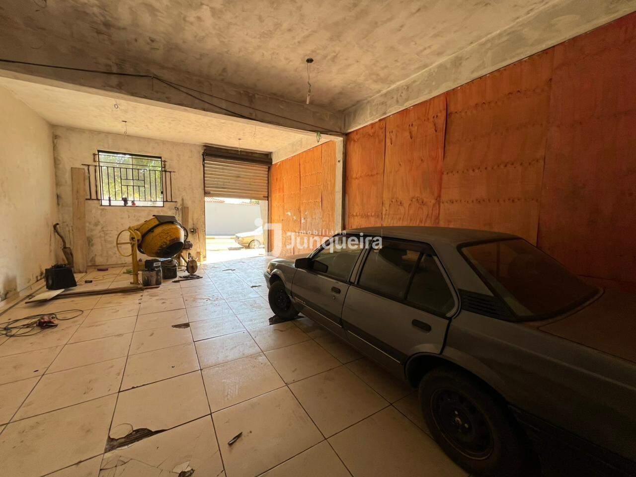 Salão para alugar, 1 quarto, 1 vaga, no bairro Jardim Dona Rosina em Rio das Pedras - SP