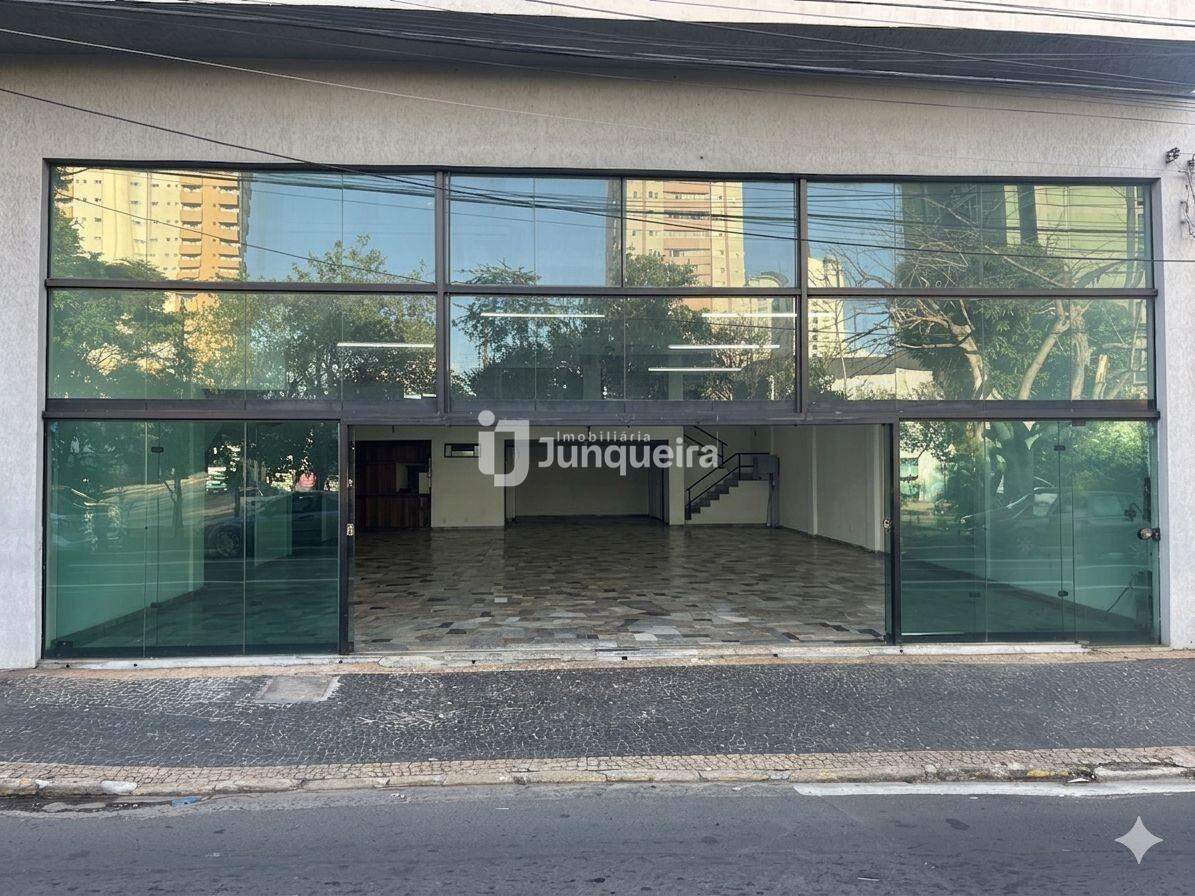 Salão para alugar, no bairro Centro em Piracicaba - SP
