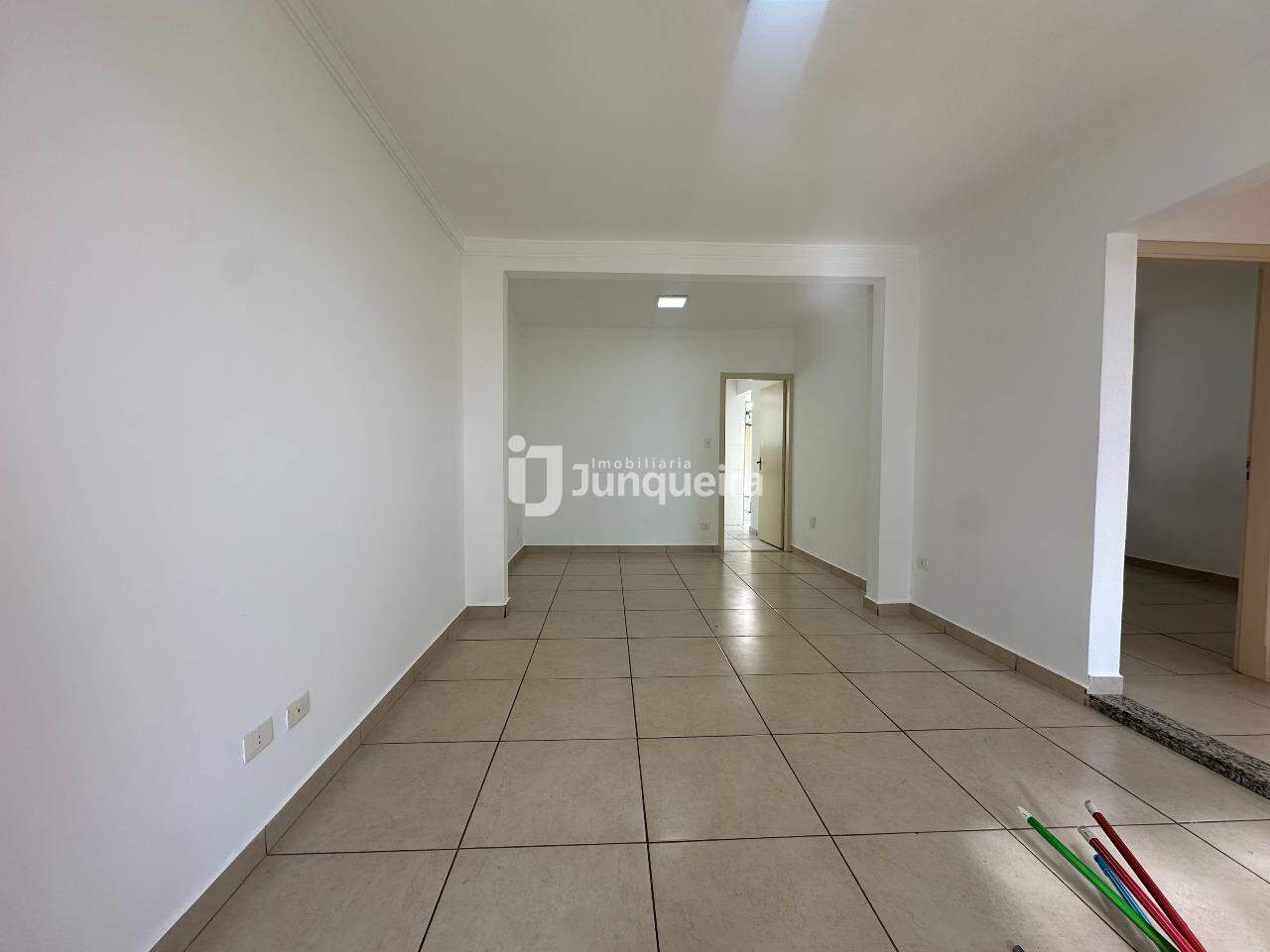 Casa para alugar, 1 quarto, 1 vaga, no bairro Centro em Piracicaba - SP