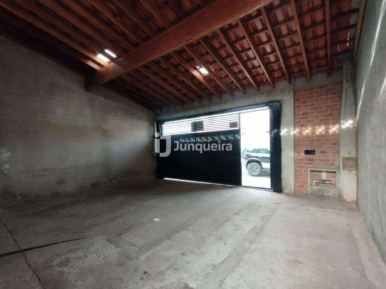 Casa à venda, 2 quartos, 2 vagas, no bairro Parque Residencial Piracicaba em Piracicaba - SP