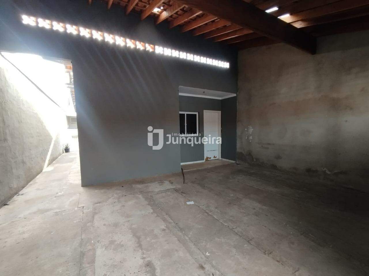 Casa à venda, 2 quartos, 2 vagas, no bairro Parque Residencial Piracicaba em Piracicaba - SP