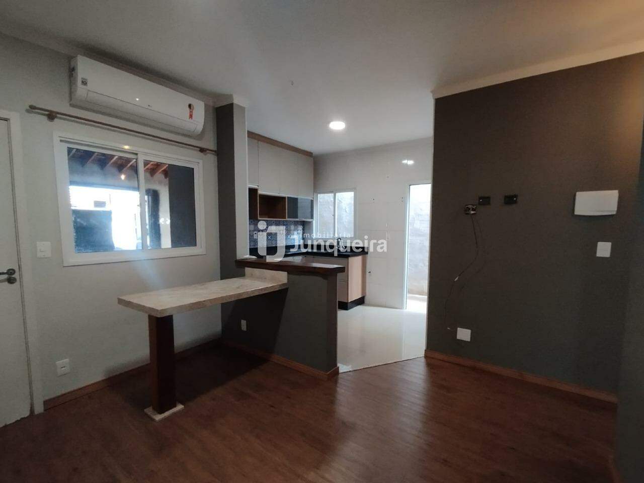 Casa à venda, 2 quartos, 2 vagas, no bairro Parque Residencial Piracicaba em Piracicaba - SP