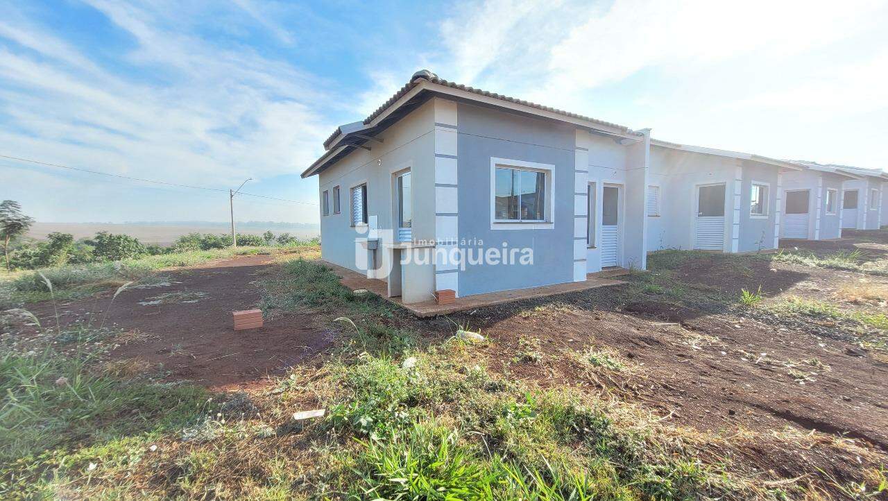 Casa para alugar, 2 quartos, sendo 1 suíte, 2 vagas, no bairro Conceição em Piracicaba - SP