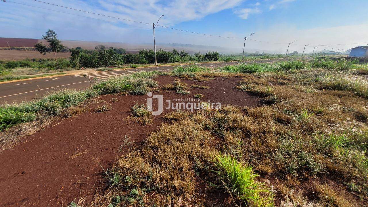 Casa para alugar, 2 quartos, sendo 1 suíte, 2 vagas, no bairro Conceição em Piracicaba - SP