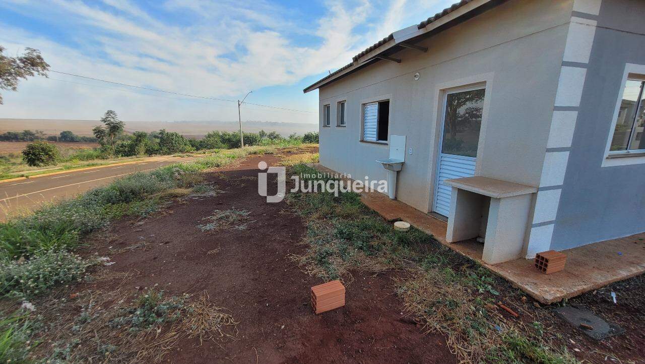 Casa para alugar, 2 quartos, sendo 1 suíte, 2 vagas, no bairro Conceição em Piracicaba - SP