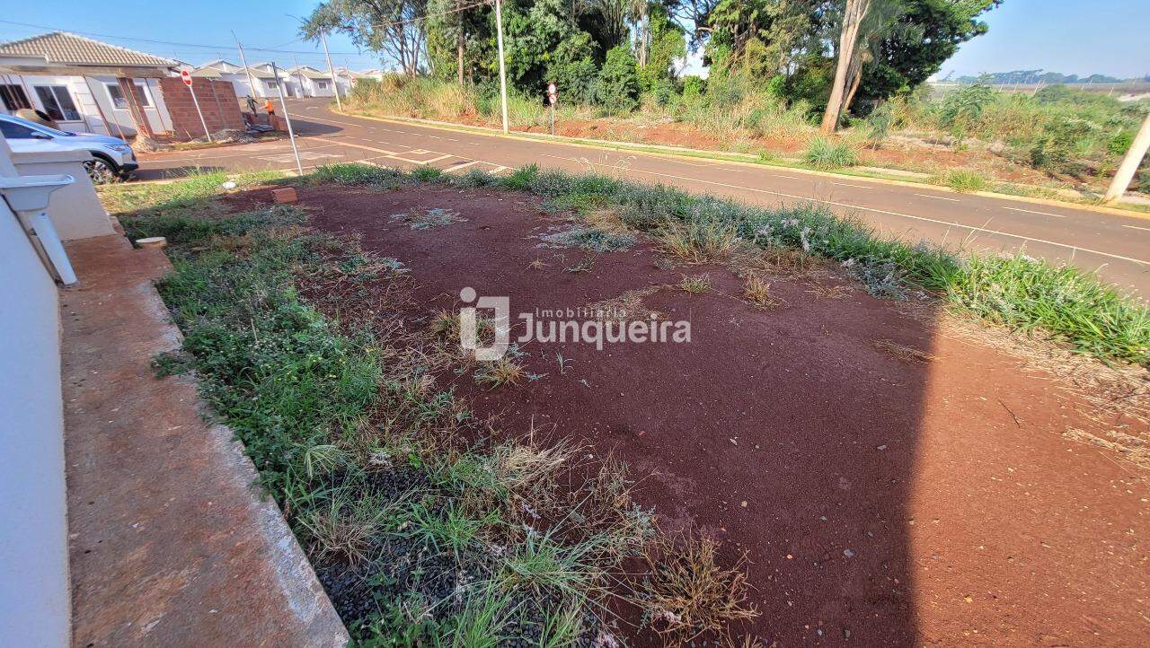 Casa para alugar, 2 quartos, sendo 1 suíte, 2 vagas, no bairro Conceição em Piracicaba - SP