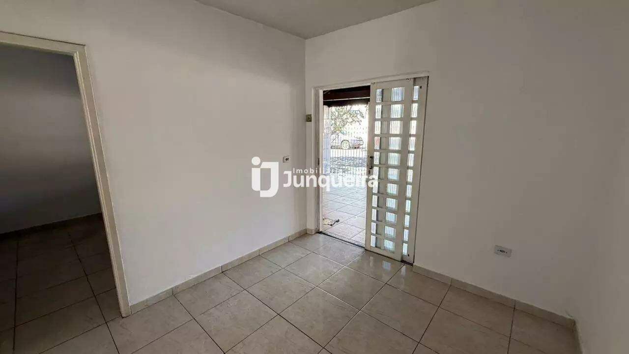 Casa à venda, 3 quartos, sendo 1 suíte, 2 vagas, no bairro Jardim São Luiz em Piracicaba - SP