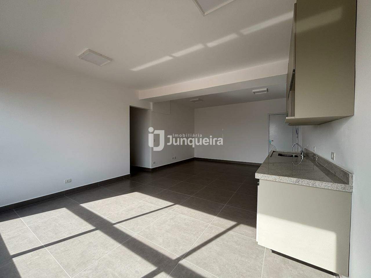 Apartamento para alugar no Residencial Ariatam, 3 quartos, sendo 1 suíte, 2 vagas, no bairro Alemães em Piracicaba - SP