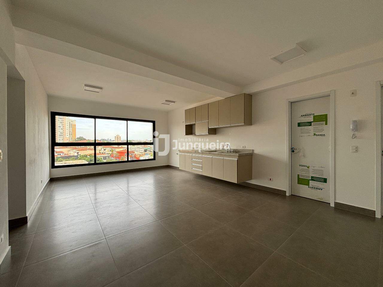 Apartamento para alugar no Residencial Ariatam, 3 quartos, sendo 1 suíte, 2 vagas, no bairro Alemães em Piracicaba - SP