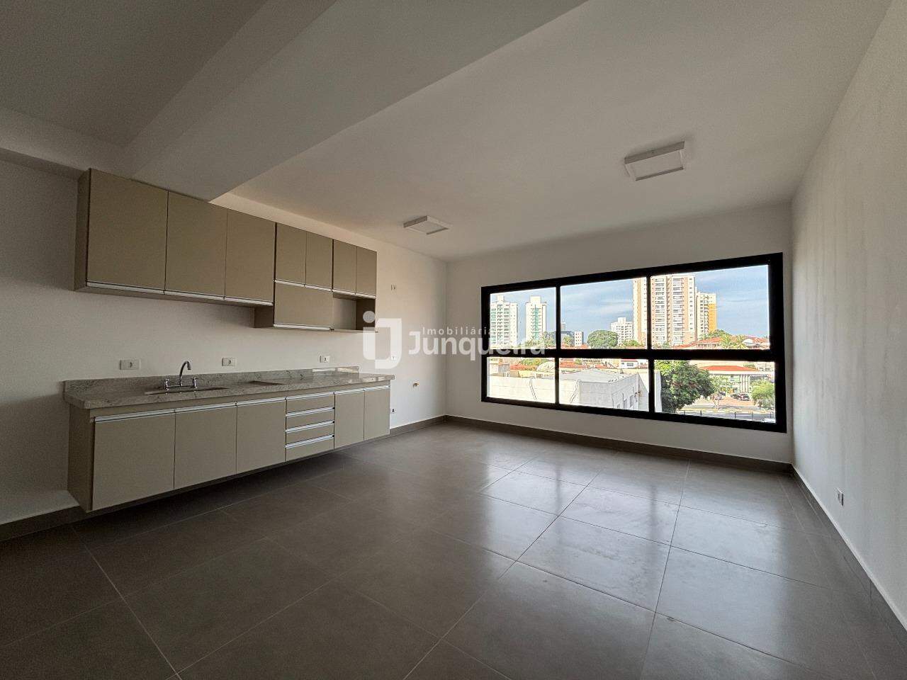Apartamento para alugar, 3 quartos, sendo 1 suíte, 2 vagas, no bairro Alemães em Piracicaba - SP
