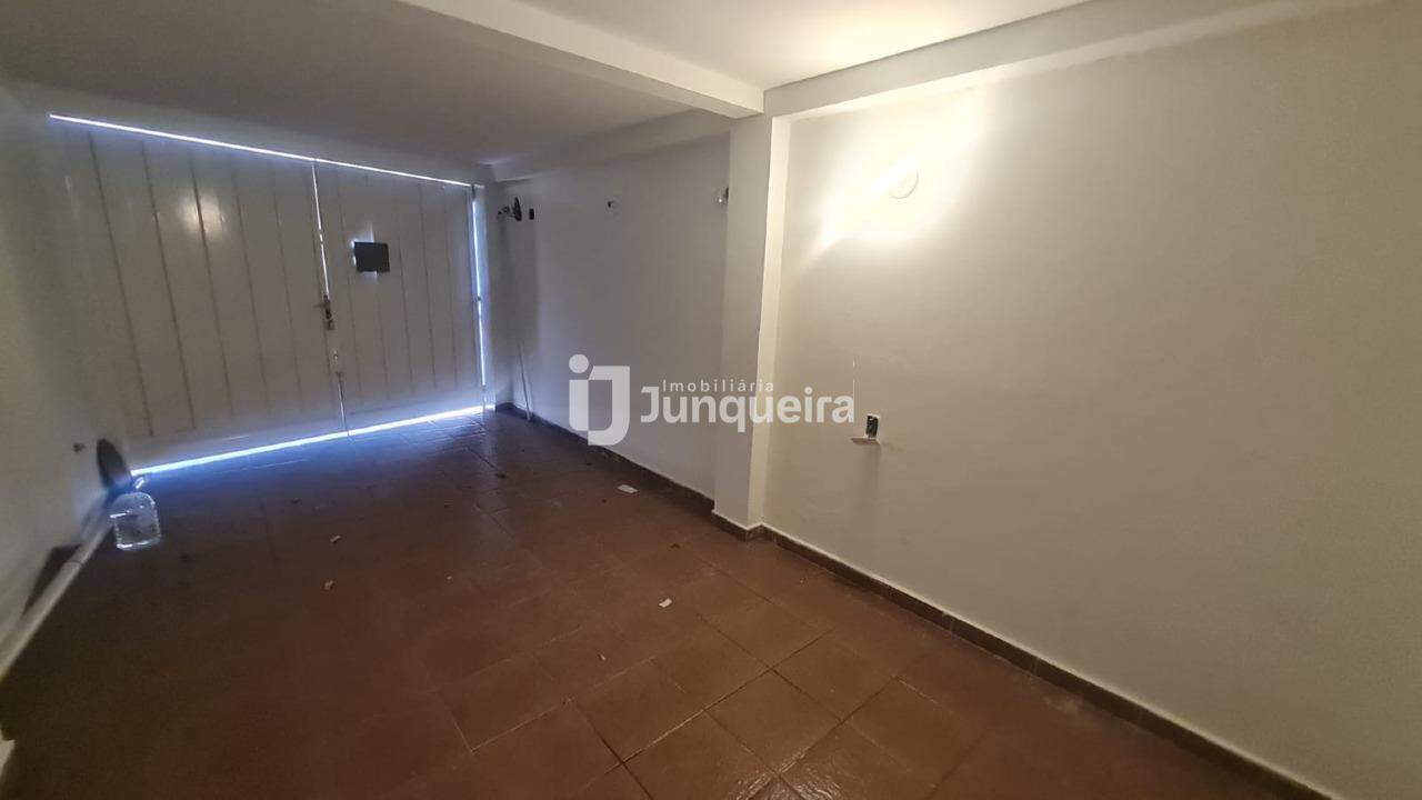 Casa para alugar, 2 quartos, 1 vaga, no bairro Jardim Glória em Piracicaba - SP