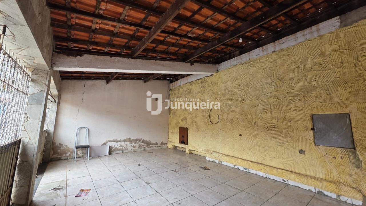 Casa à venda, 2 quartos, 2 vagas, no bairro Jardim Residencial Javary I em Piracicaba - SP